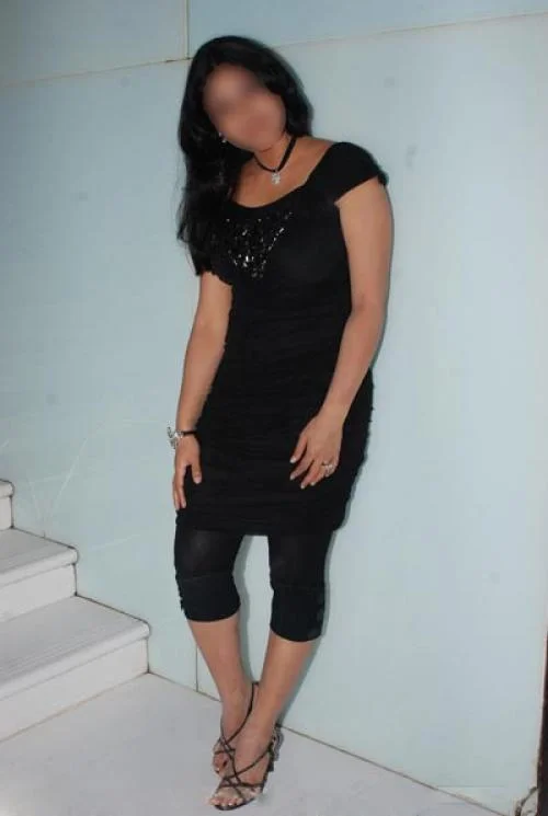 Call Girls Molakalmuru